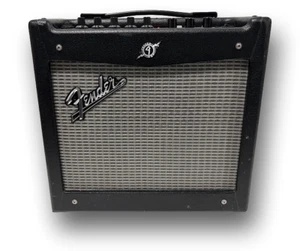 Amplificador de guitarra Fender Mustang I (V.2) amplificador retardo reverberación coro DSP - Imagen 1 de 8