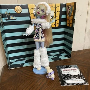 Monster High Abbey Abominable Plus Pet Prima Onda 1 Bambola Mattel 2011 - Ritirata - Foto 1 di 6