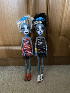Monster High Werecat Twins Meowlody & Purrsephone - Zombie Shake Doll’s - Bild 1 von 21