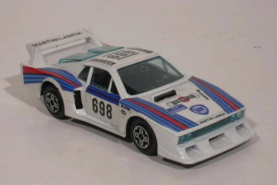 Burago Lancia Beta Martini 1:45 diecast car #4170 MIB - Image 1 of 1