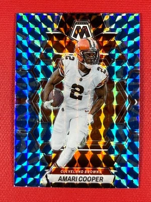 2023 Panini Mosaic Amari Cooper #50 — синяя мозаика призматическая параллельная - Изображение 1 из 2