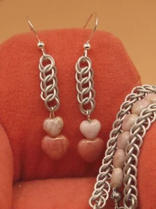 Handmade Czech Glass Pink Hearts Anodised Aluminium Chain Maille Bracelet Set - Picture 1 of 18