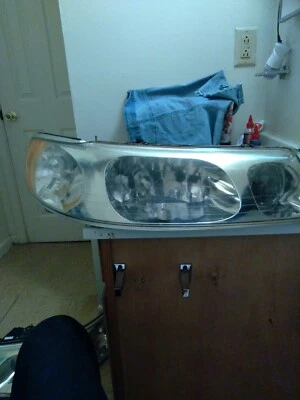 Almost New 1999 Lincoln Town Car Headlights. - Image 1 of 3