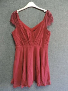 Boohoo Lucy Lace Detail Chiffon Skater Dress wine UK 14 RP £30 LN110 FF 02 - Picture 1 of 3