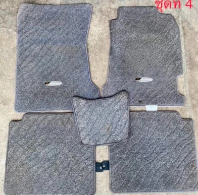 Honda of America Carpet Floor Mat set Honda Accord 1990-1997 (Left Passenger) Foto 1 de 4