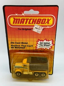 Matchbox #MB30 Peterbilt Quarry Dump Truck, Yellow, 1:64, NIB - Picture 1 of 11