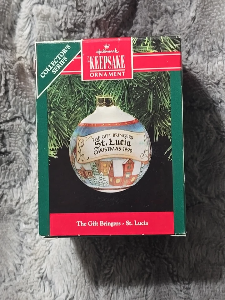 Hallmark Ornament 1992 Norman Rockwell Art QX2224 Non-Mint Box