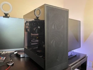 NZXT Stream/Gaming Pc Prebuild. 32GB AMD Ryzen 7 3700x AMD Radeon RX6700XT 12GB - Picture 1 of 13