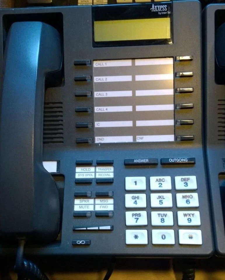 Teléfonos de oficina Inter Tel Axxess 550.4400 totalmente reacondicionados con cable nuevo. Garantizado Foto 1 de 1