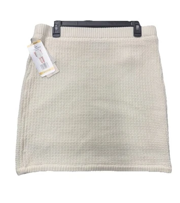 Minifalda suéter texturizada tejida French Connection para mujer Foto 1 de 4