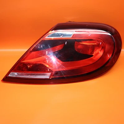 LUZ TRASERA DERECHA VOLKSWAGEN ESCARABAJO 2012 2013 2104 2015 2016 LED 5C5945096R OEM Foto 1 de 4