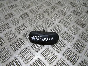 2020 SEAT IBIZA FR DRIVER SIDE FRONT WINDSCREEN WASHER JET 5M0955985C OEM - Picture 1 of 5