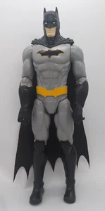 BATMAN 12in Action Figure, TM & DC Comics #67800 (S20) 12" SPEDIZIONE GRATUITA - Foto 1 di 2