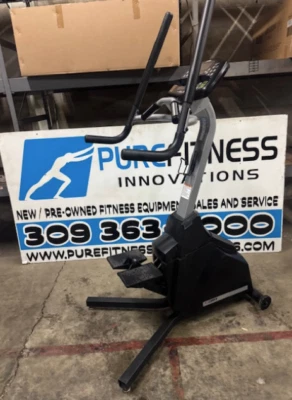 Cybex | 530S Cyclone Stepper Foto 1 de 3