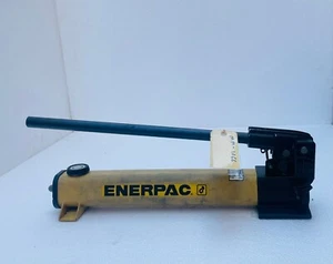Enerpac P392 Two-Speed Hydraulic Hand Pump 700 Bar/ 10,000 PSI - Picture 1 of 7