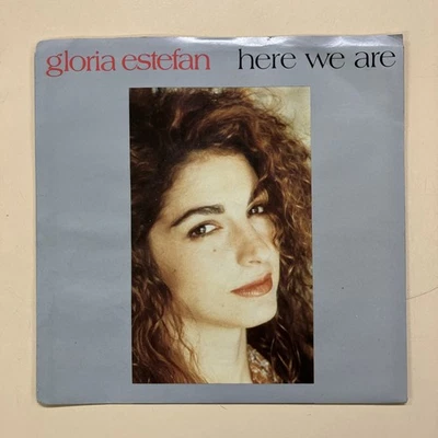 Gloria Estefan - Here We Are  1, 2, 3 (live)   vinyl record 7" single - Image 1 of 4