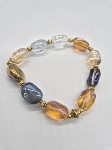 Buntes elastisches Armband mit Glasperlen und vergoldetem Tibetisches Silber 20 cm - Bild 1 von 2