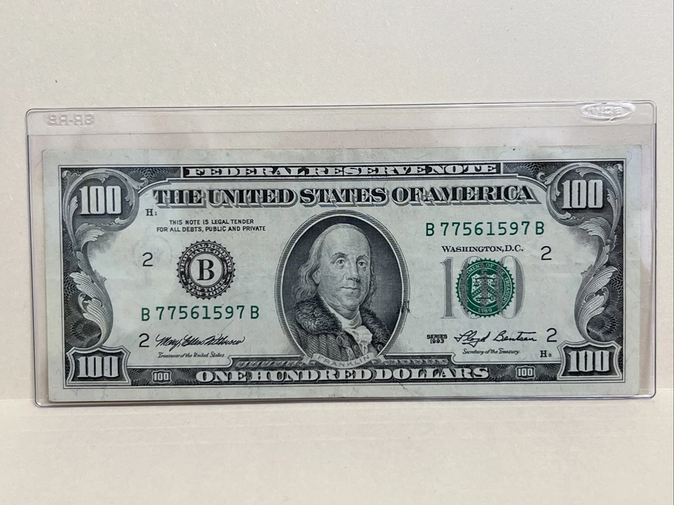Series 1993 US One Hundred Dollar Bill $100 New York B 77561597 B - Image 1 of 2