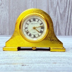 Vintage gold / brass tone mini miniature mantle clock dejuno brand untested - Picture 1 of 9
