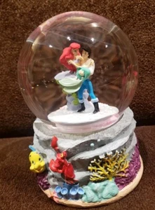 Disney Ariel Musical Water Globe Part Of Your World The Little Mermaid Snowglobe - Picture 1 of 3