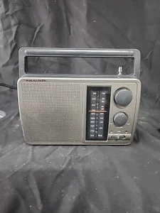 VTG Realistic Radio Shack AM/FM Portable Radio Receiver Model 12-726 Works AC/DC - Picture 1 of 5
