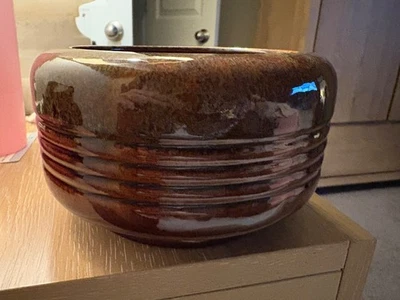 Royal Haeger Brown Ribbed Bowl/Planter Mid Century Art Pottery 6” Marked Vintage - Image 1 of 4