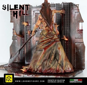 Silent Hill Pyramid Head Action Figure 1/6 Statua Horror Diorama Premium 18K ITA - Picture 1 of 10